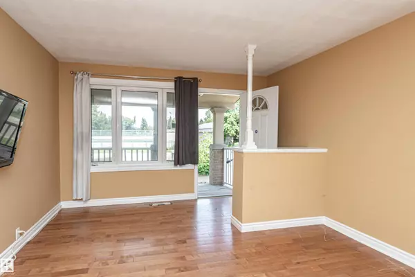 Edmonton, AB T5P 0E7,16431 97 AV NW