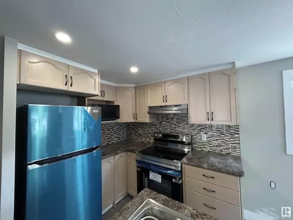 Edmonton, AB T5S 1T5,306 West Brooke WY NW