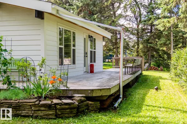 Rural Wetaskiwin County, AB T0C 2V0,203 2nd ST