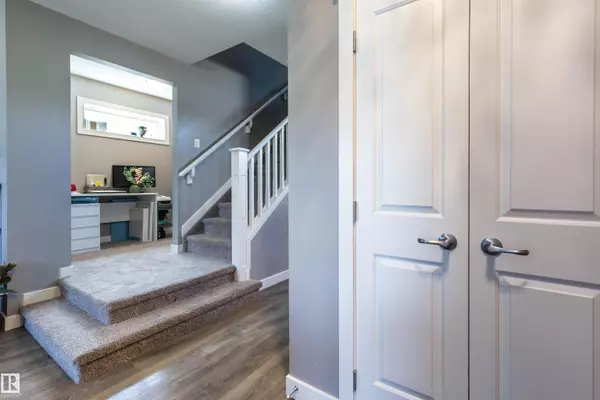 Edmonton, AB T5Y 0W8,17804 59 ST NW