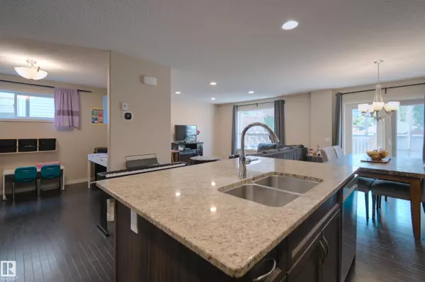 Spruce Grove, AB T7X 0H8,67 AVONLEA WY
