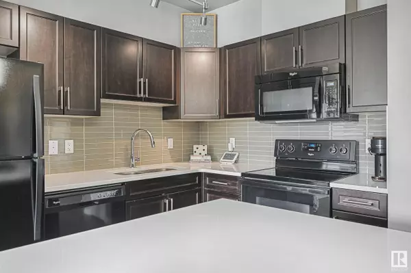 Edmonton, AB T6X 1V2,#32 4029 ORCHARDS DR SW