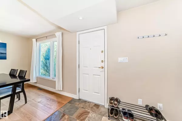 Edmonton, AB T6C 0W1,8347 81 AV NW