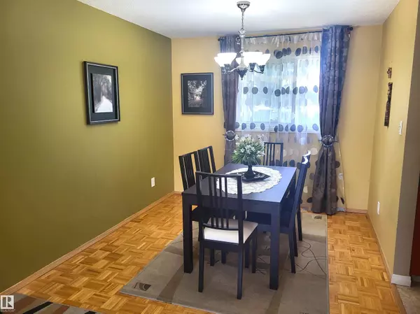 Edmonton, AB T5T 0G8,7720 175 ST NW
