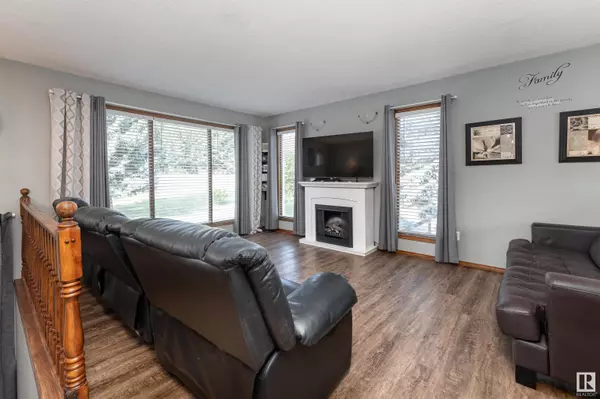 Rural Parkland County, AB T7Y 2L2,#4 2228 PARKLAND DR