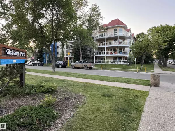 Edmonton, AB T5K 2X2,#210 10308 114 ST NW