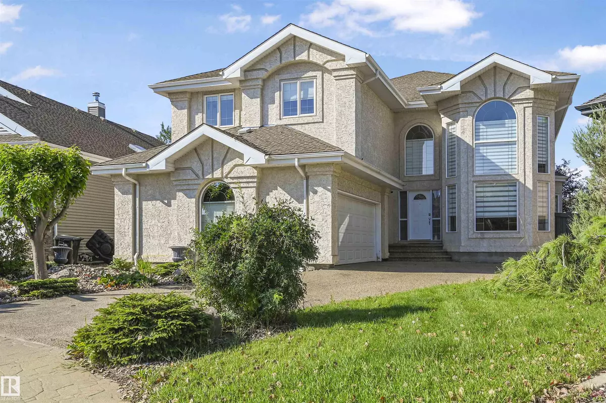 Edmonton, AB T6R 3K7,1516 THOROGOOD CL NW
