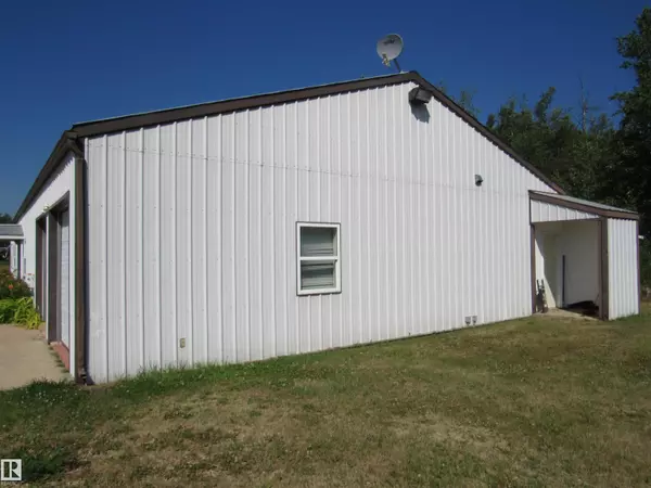 Rural Westlock County, AB T0G 0Y0,64108 Rge. Rd. 11