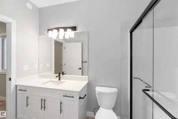 Spruce Grove, AB T7X 0W2,24 Meadowbrook WY