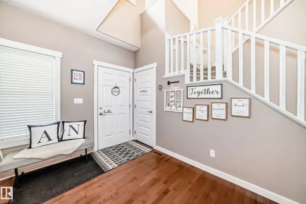 Edmonton, AB T6R 3T7,313 MAGRATH BV NW