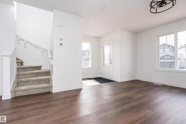 Edmonton, AB T6W 5G7,9526 CARSON BEND SW