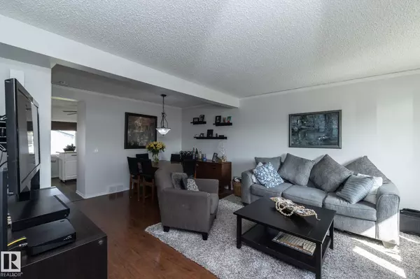 Edmonton, AB T6L 4J1,3306 48 ST NW