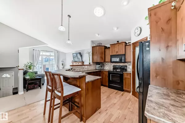 Leduc, AB T9E 8N1,9 WILKINSON PL