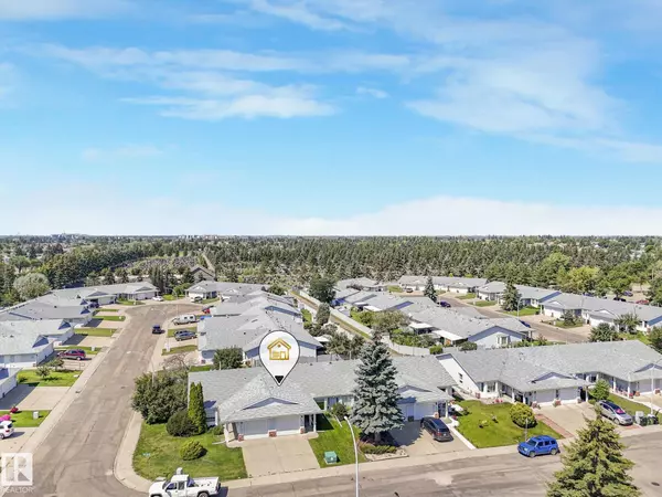 Edmonton, AB T5C 3R3,13722 75 ST NW