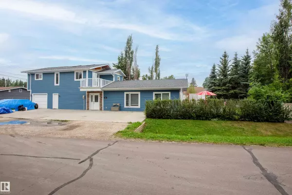 5503 50 AV, Rural Lac Ste. Anne County, AB T0E 0A0