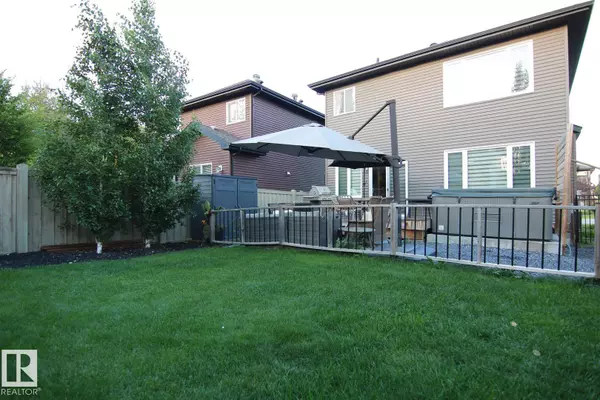 Edmonton, AB T6M 0N9,5906 EDMONDS CR NW
