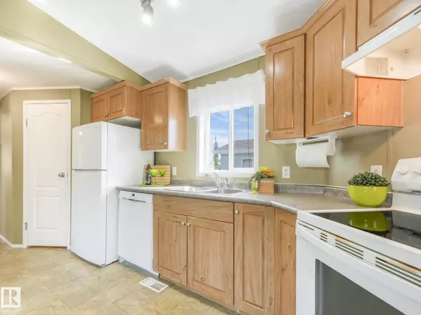 Leduc, AB T9E 8R2,1174 Aspen DR W NE