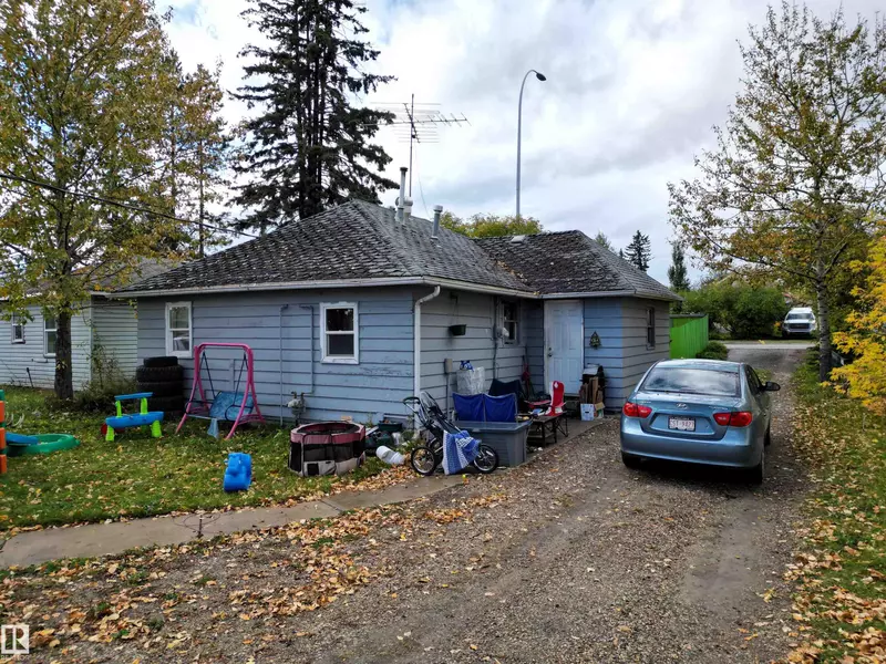 4619 4 Avenue, Edson, AB T7E 1T8