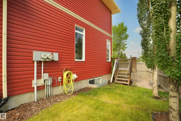 Edmonton, AB T6X 0K5,#16 735 85 ST SW SW