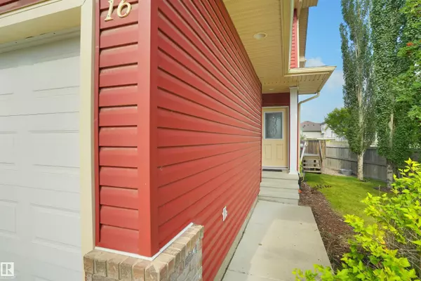 Edmonton, AB T6X 0K5,#16 735 85 ST SW SW