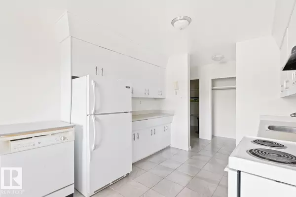 Edmonton, AB T6A 3M2,10118 82 ST NW