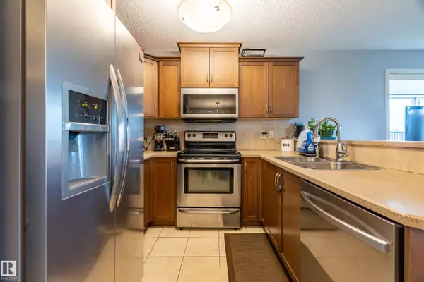 Morinville, AB T8R 0C6,#27 9511 102 AV