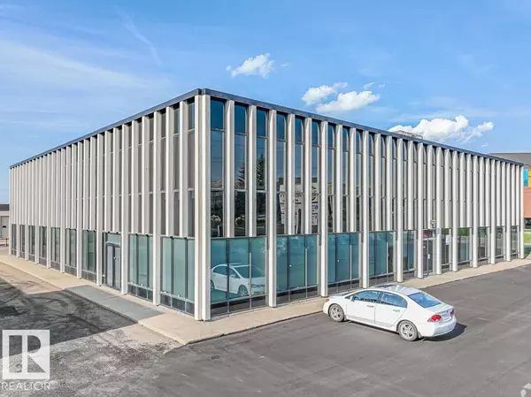 Edmonton, AB T6E 5E8,8708/8704 8722 51 AV NW