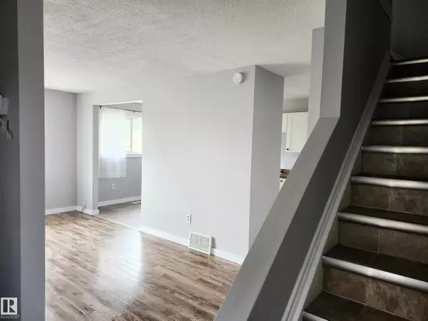 Cold Lake, AB T9M 1H7,913 8 ST