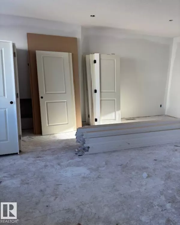 Fort Saskatchewan, AB T8L 0Z2,70 EDEN LI