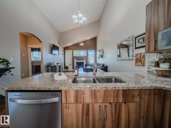 6612 34 AV, Beaumont, AB T4X 0W7