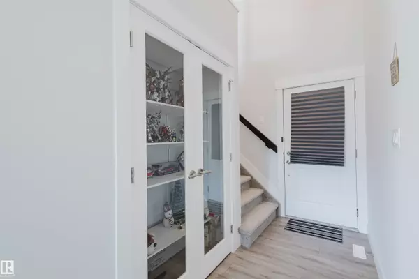 Edmonton, AB T6W 3T2,#18 4835 WRIGHT DR SW