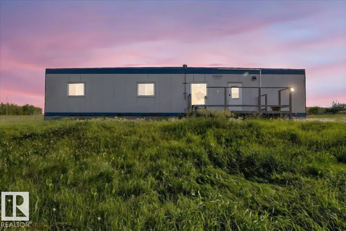 Rural Sturgeon County, AB T0A 1N0,Address not disclosed