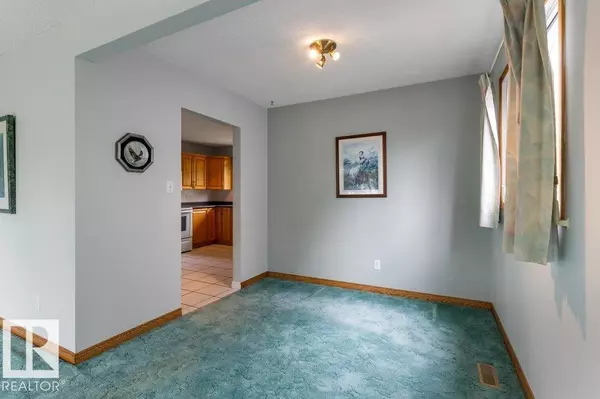 Spruce Grove, AB T7X 1C9,9 BURLINGTON AV