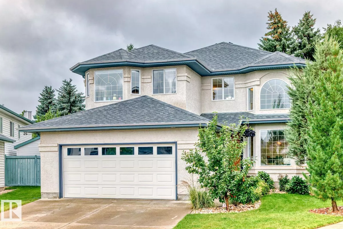 Edmonton, AB T6M 2M8,195 DECHENE RD NW