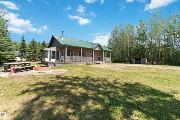 #110 3510 STE. ANNE TR, Rural Lac Ste. Anne County, AB T0E 0S0