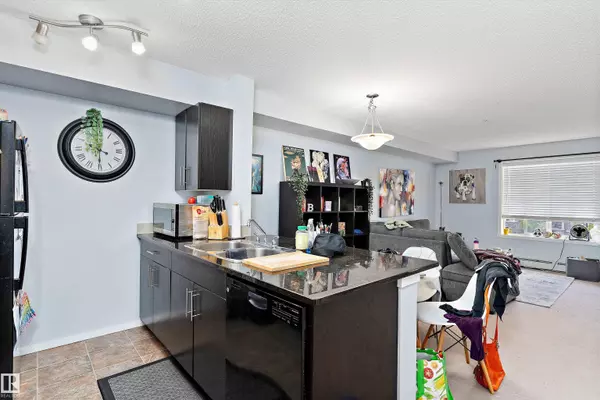 Edmonton, AB T6W 3L6,#306 3207 James Mowatt TR SW