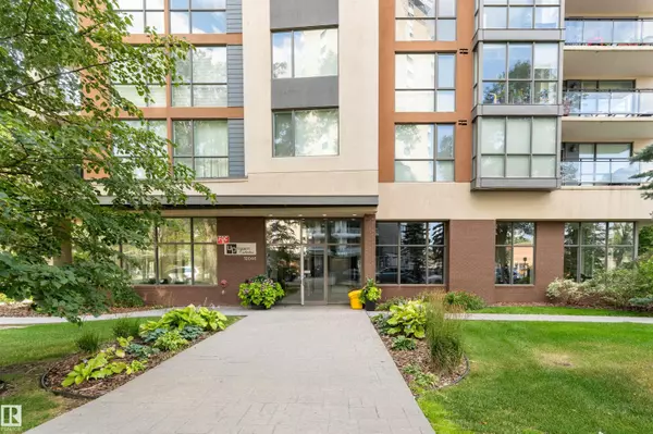 Edmonton, AB T5K 1X2,#1103 10046 117 ST NW
