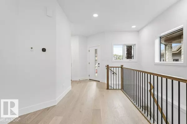 Sherwood Park, AB T6N 1J5,23 FOSBURY LI