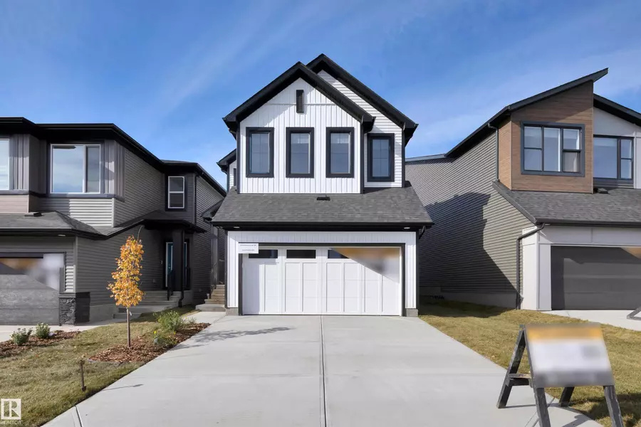 9104 Elves LO NW, Edmonton, AB T6M 3G2
