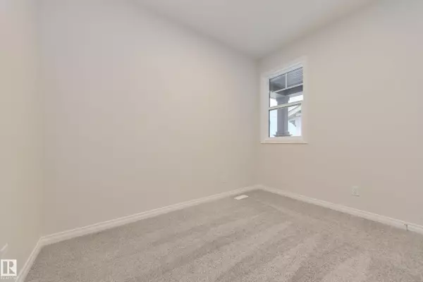 Sherwood Park, AB T8H 2Y6,130 SUNLAND WY