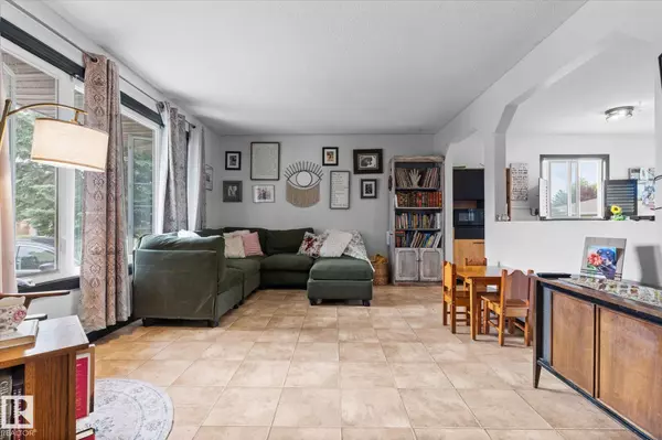 Stony Plain, AB T7Z 1H4,44 GARDEN VALLEY DR