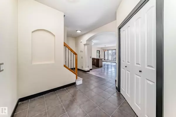 Stony Plain, AB T7Z 0B4,4022 45 ST