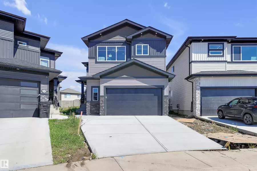 1504 151 AV NW, Edmonton, AB T5Y 3T4