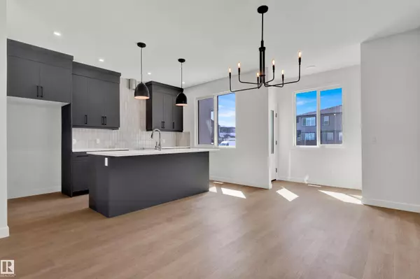 507 Paterson WY SW, Edmonton, AB T6W 5V2