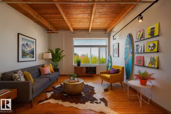 Edmonton, AB T5J 1K3,#215 10309 107 ST NW