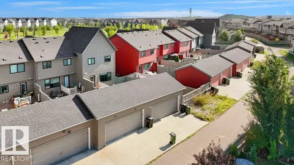 Edmonton, AB T6W 2B1,5217 CHAPPELLE RD SW