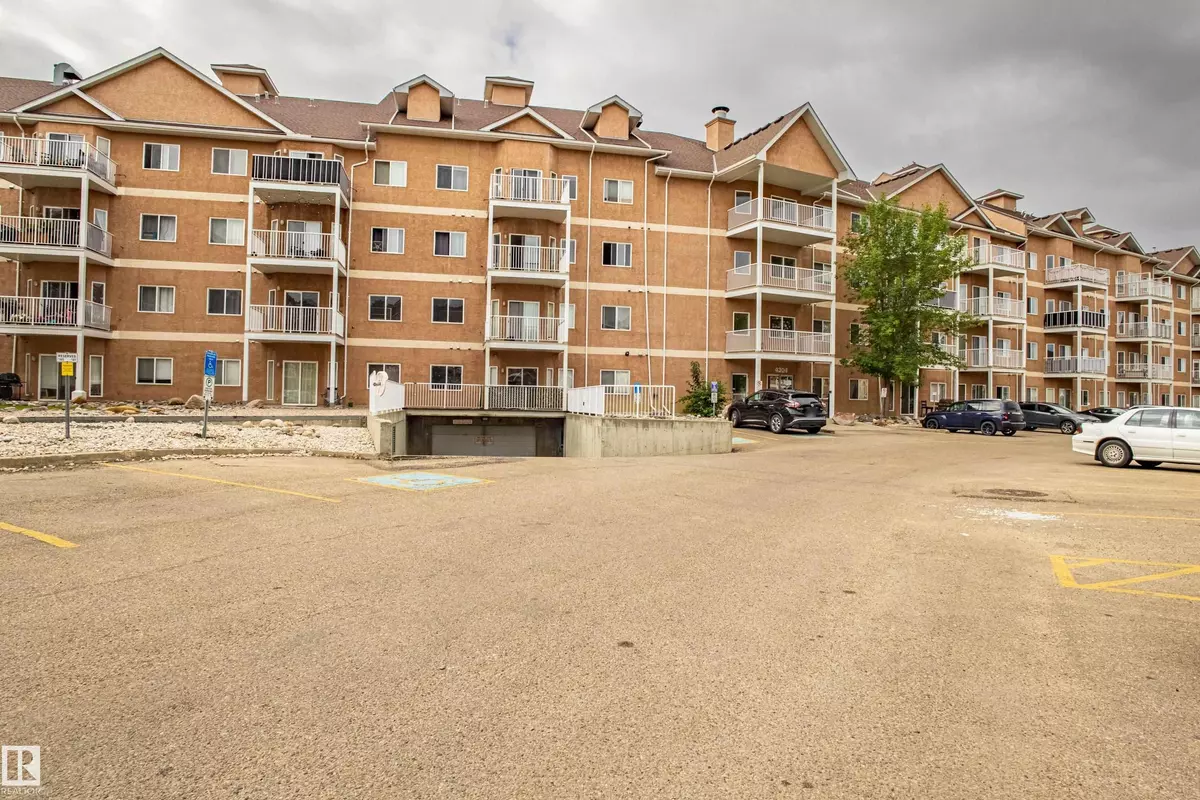 Edmonton, AB T5Y 0H6,#326 4304 139 AV NW