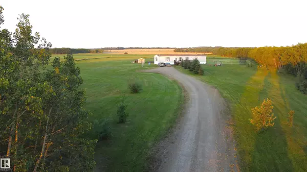 Rural Leduc County, AB T0C 0V0,48041 RGE ROAD 264