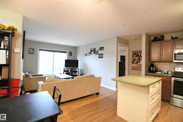 Fort Saskatchewan, AB T8L 4N9,#130 50 WOODSMERE