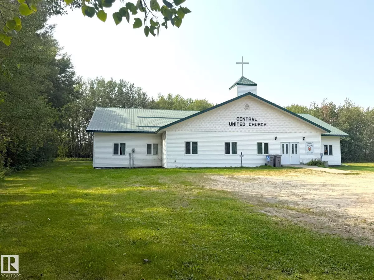 Warburg, AB T0C 2T0,5112 53 ST